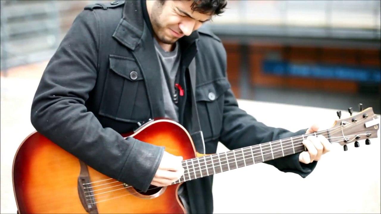 GDWmusic - Bruno Moreno - La Corrida - Francis Cabrel Street Cover