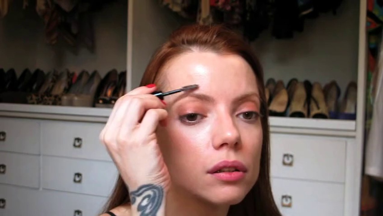 Julia Petit Passo a Passo Juventude Maquiagem