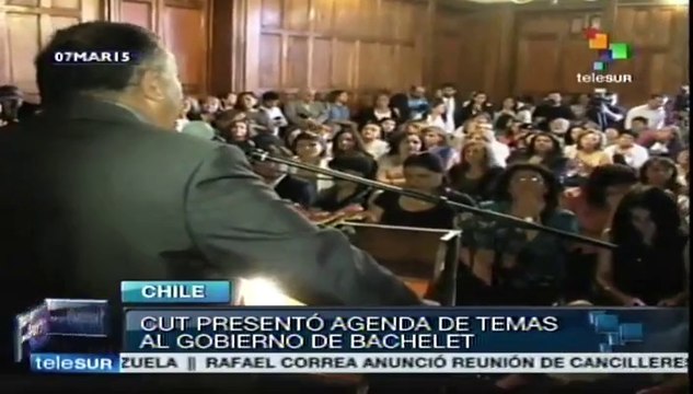 Chile: trabajadores presentan temas que esperan Bachelet aborde