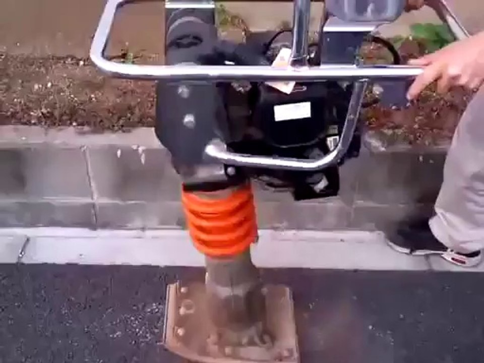 0963123900-Máy đầm cóc HCR-80K,đầm cóc,đầm đất,đầm nhật bản,đầm trung quốc