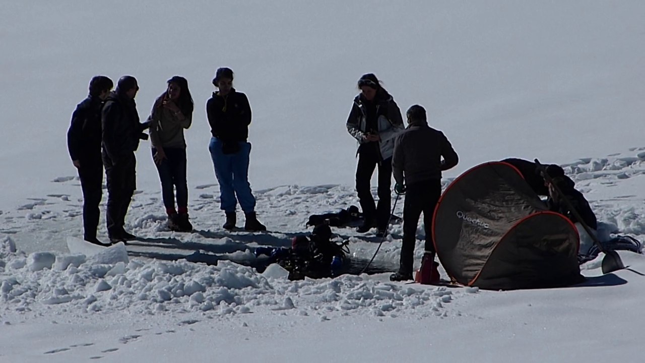 1- plongée sous le lac de Balcère glacé - 2 entrée dans l'eau