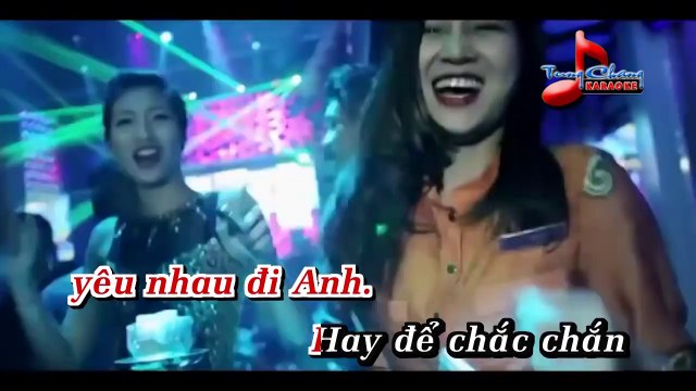 [Karaoke] Mình Yêu Nhau Đi (Remix) - Bích Phương