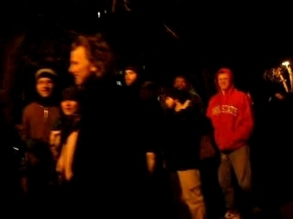 La queue devant le 400 Bar-Joanna Newsom