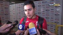 Jugadores respaldan a Roberto Hernández