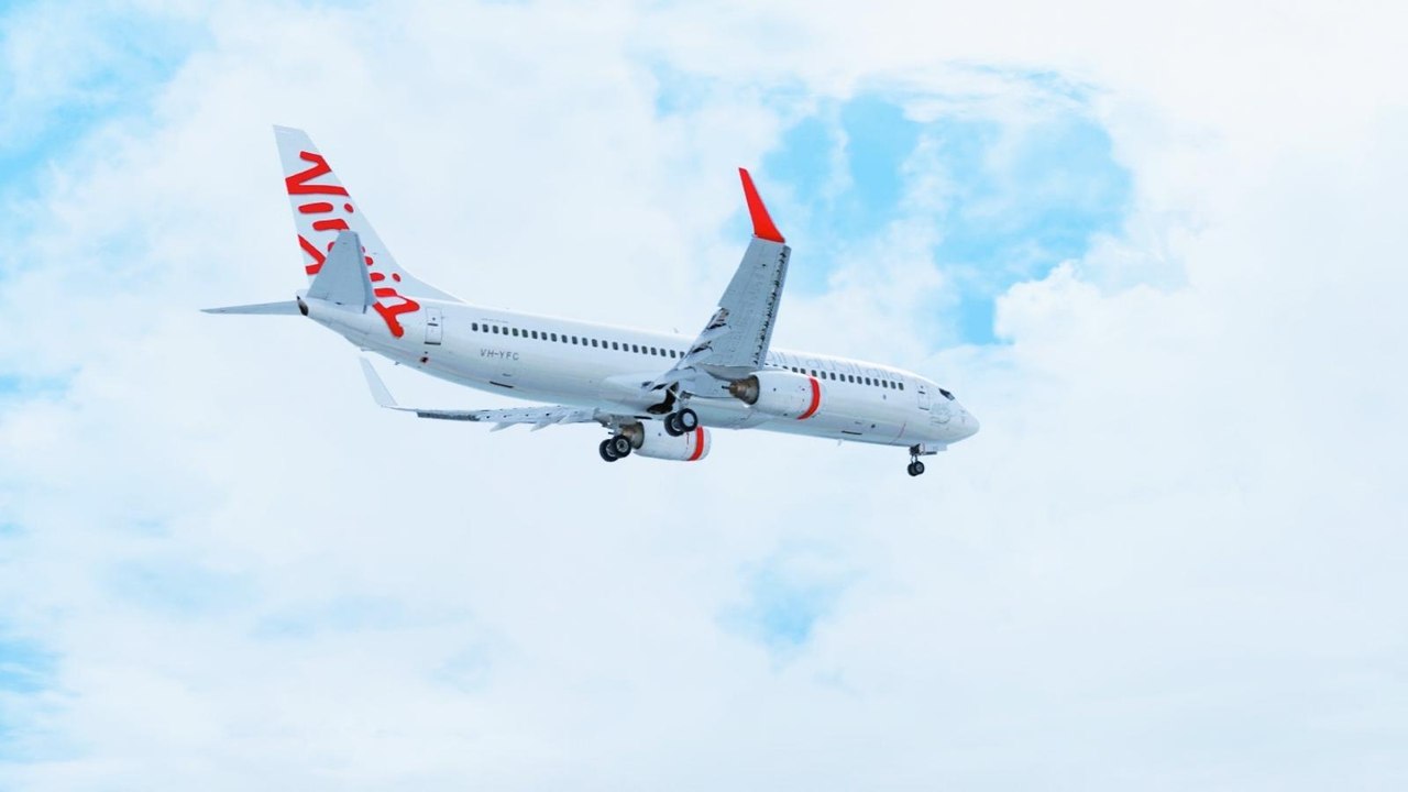 FSX Boeing 737 Landing @ Brisbane RWY 32 ( HD )