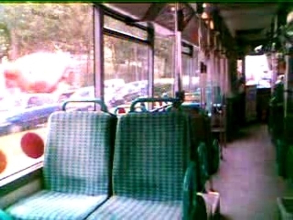 Dans le bus