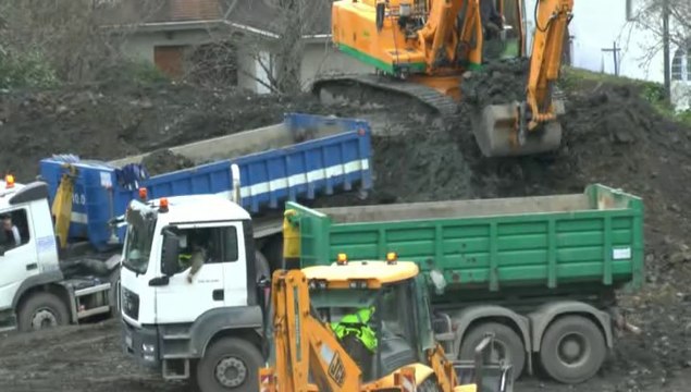 LES W-D.D. MICHOU NEWS - 10 JANVIER 2014 - STADE NAUTIQUE TRAVAUX DE DEBLAIEMENT DE LA TERRE DE LA BUTTE.