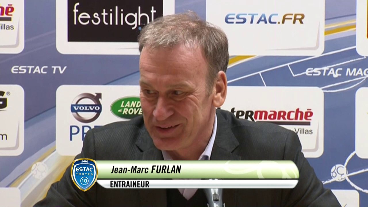 Conférence de presse ESTAC Troyes - FC Istres (4-1) : Jean-Marc FURLAN (ESTAC) - José  PASQUALETTI (FCIOP) - 2013/2014