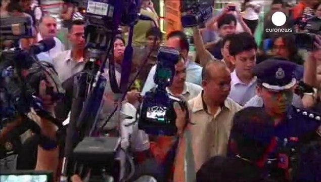 Kuala Lumpur: Malaysia Airways prepares to send passengers' relatives to any potential crash site