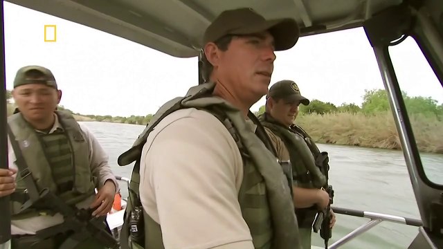 TB - et au milieu coule une riviere