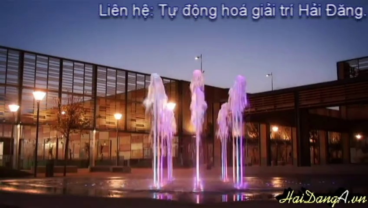 Sân phun nước nghệ thuật, hệ thống vòi phun nước âm sàn bê tông - Video Dailymotion