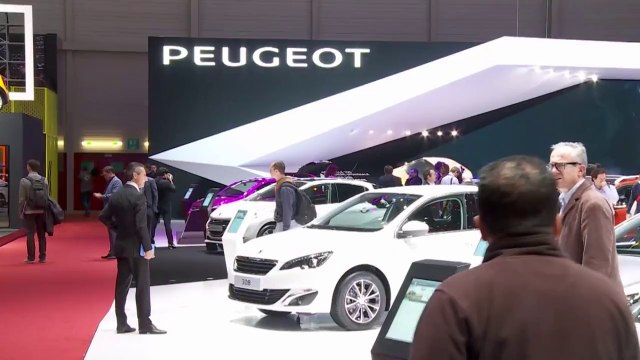 Le stand Peugeot au Salon Auto de Genève 2014 ( feline.cc )