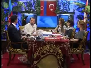 Başı açık kardeşlerimize tebliğ yapmamı eleştiren bir kısım yobaz takımı...