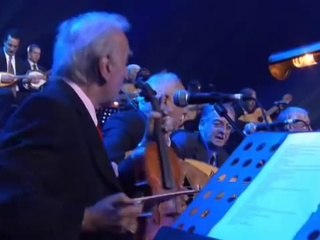 Robert Castel -(2012) chante : "" Adjini Adjini ""