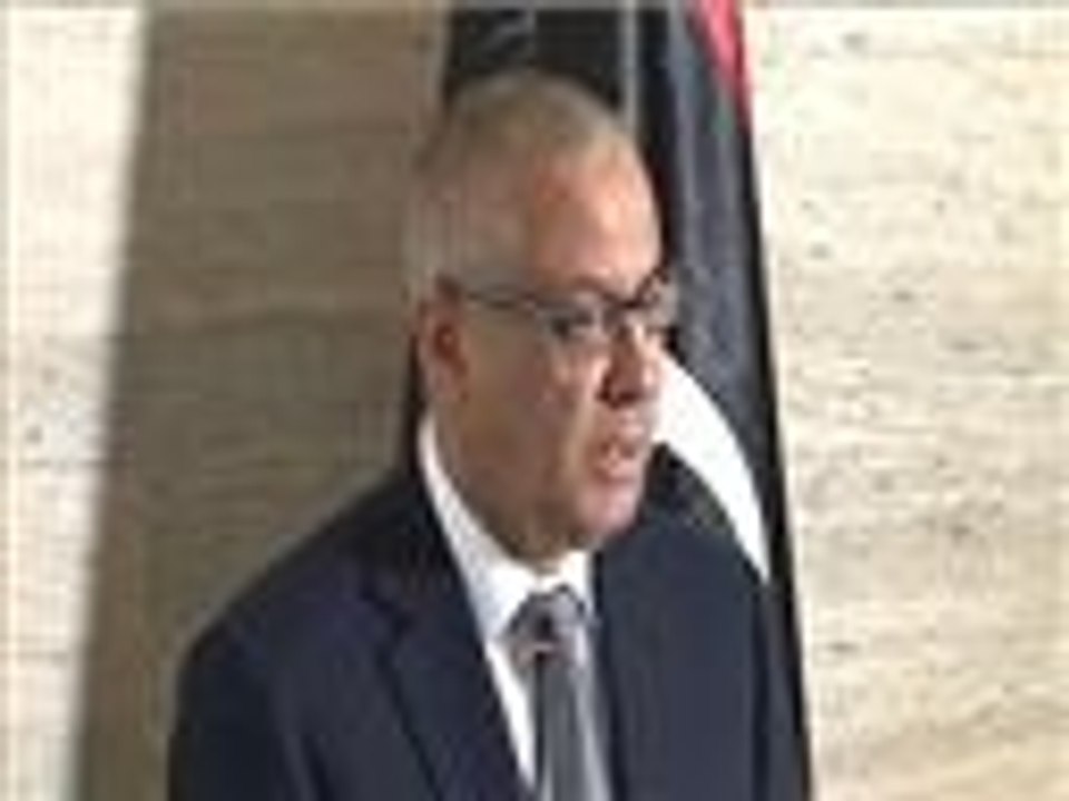 زيدان يأمر الجيش بالتعامل مع ناقلة النفط