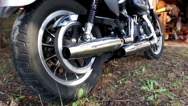 my 883 harley davidson sound