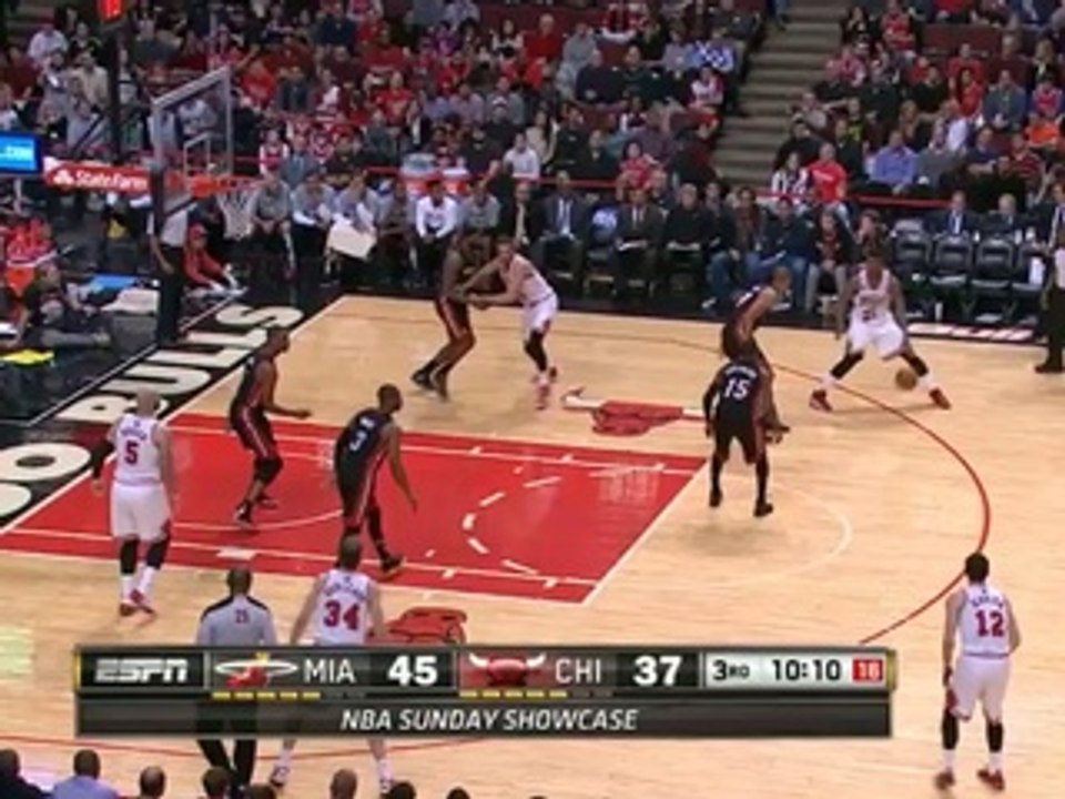 Joakim Noah 20 points 7 passes 5 contres