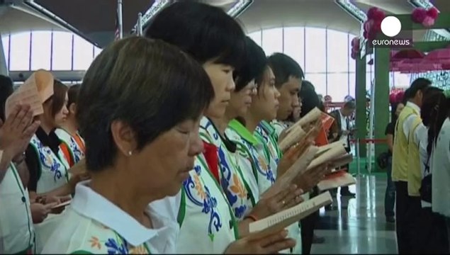 Enfado y angustia entre los familiares de los pasajeros del vuelo de Malaysia Airlines