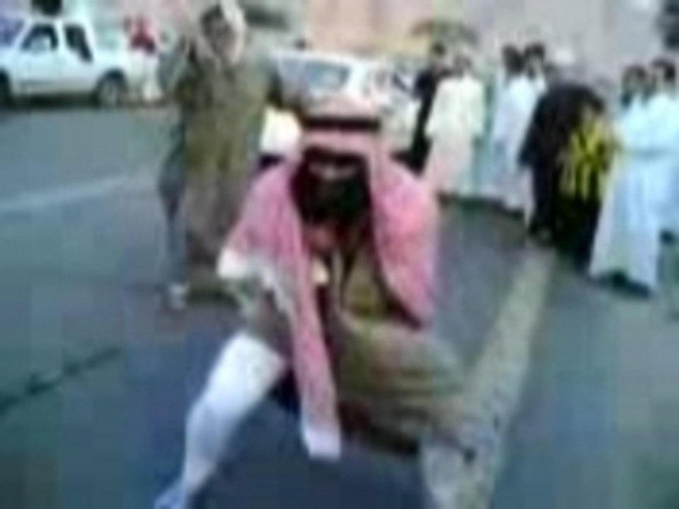 AraB DancE