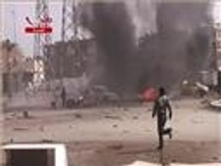 مقتل عشرة أشخاص ببرميل متفجر في حلب