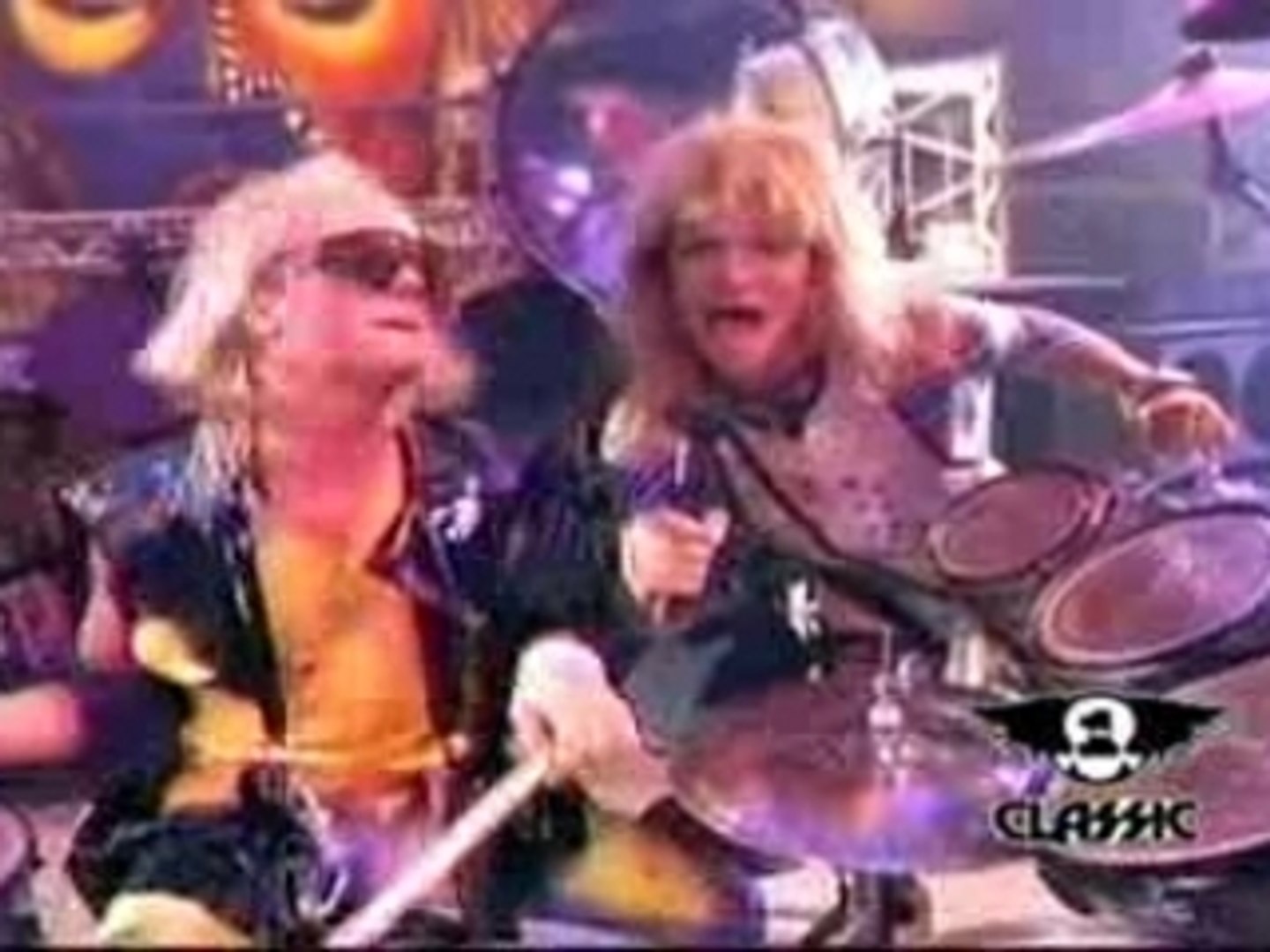 David Lee Roth - Yankee Rose - Vidéo Dailymotion