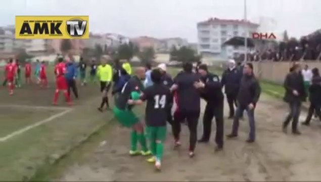 Amatör lig maçında kavga 5 gözaltı