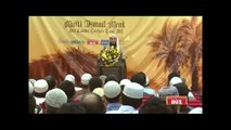 Warning Against UN-Islamic Wedding Customs  Mufti Menk