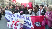 Les socialistes présents à la manifestation pour les droits des femmes à Barcelone