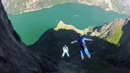 Awesome base jumping