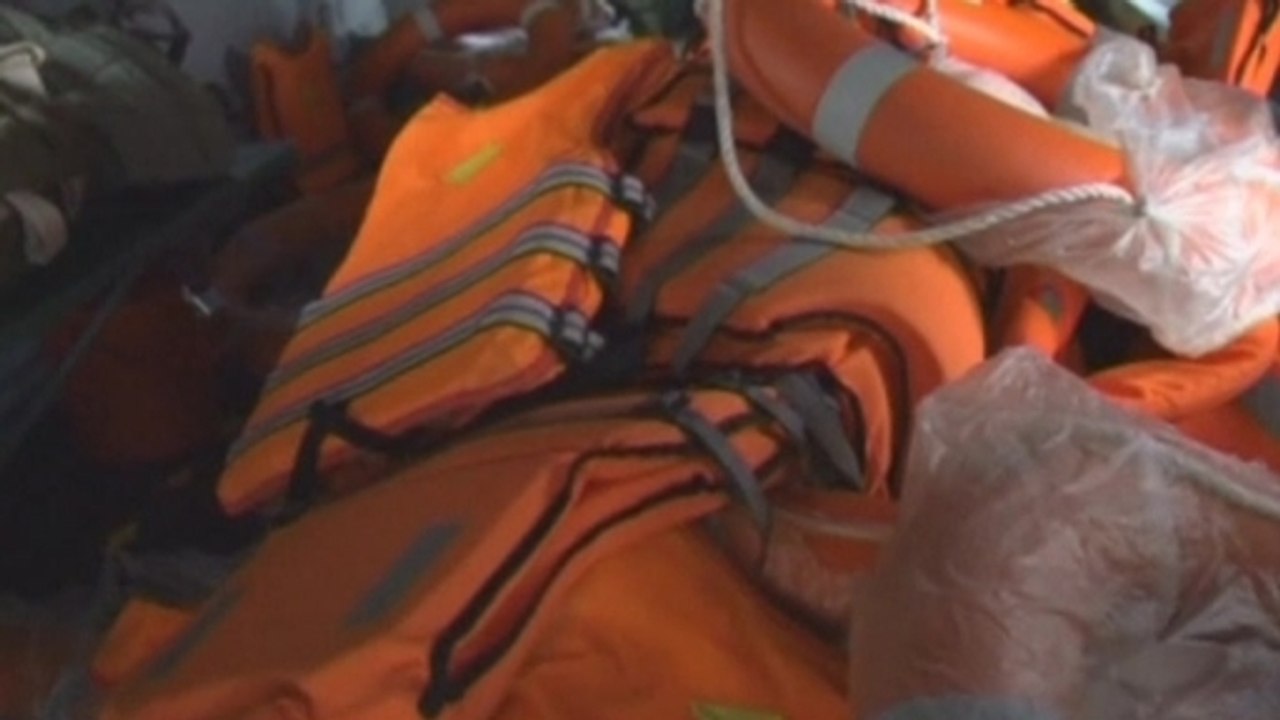 Still no sign of Malaysian jet lost in "unprecedented mystery"