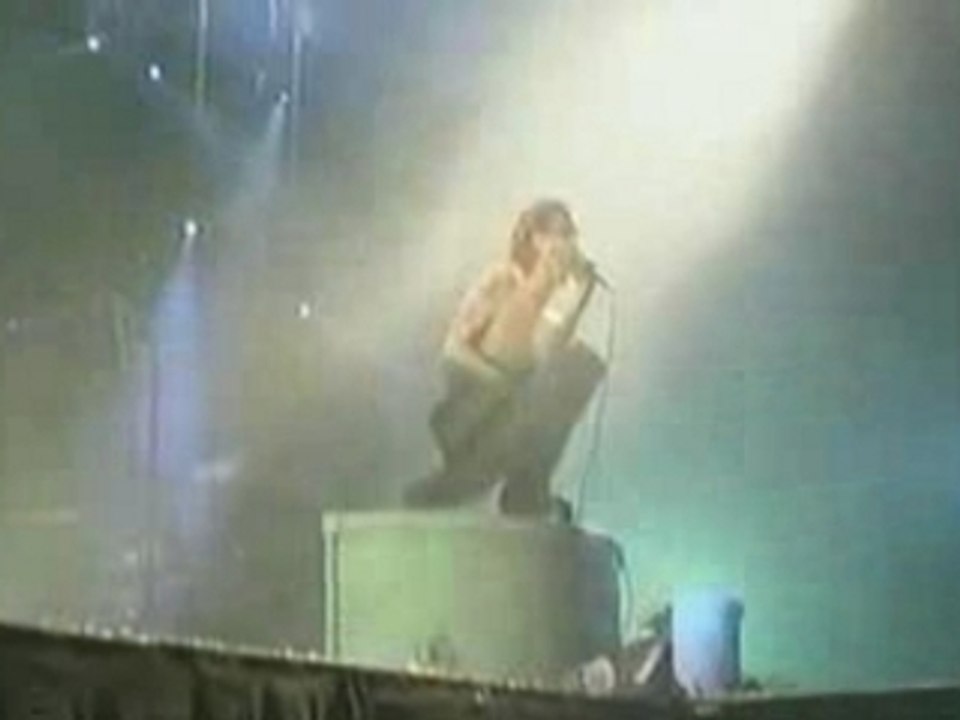 Marilyn Manson - God is in the TV Clips