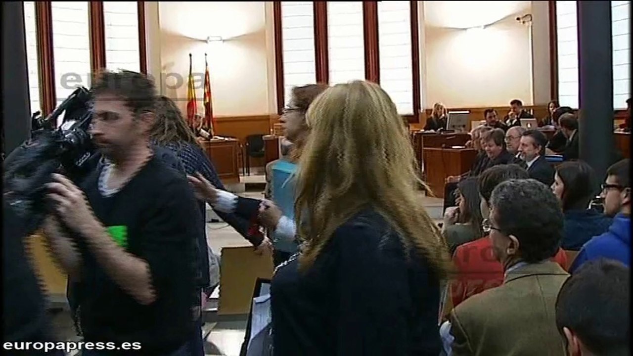 Millet declara ante la jueza en silla de ruedas