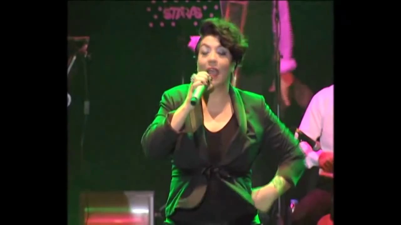 Emir Ersoy feat.Isin Karaca _Anlatsam_ (LIVE in Istanbul)