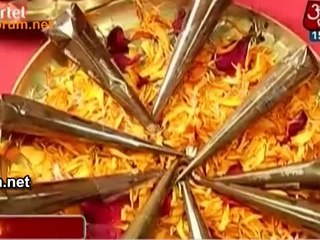 Khaane Ki Table Par Raaj Ne Dekha Jagti Aakhon Se Sapna - Aur Pyaar Ho Gaya