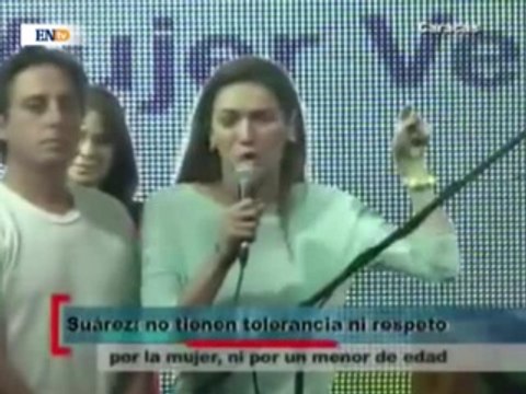 Esposa Roque Valero reclama a Capriles por cacerolazo en contra de su familia