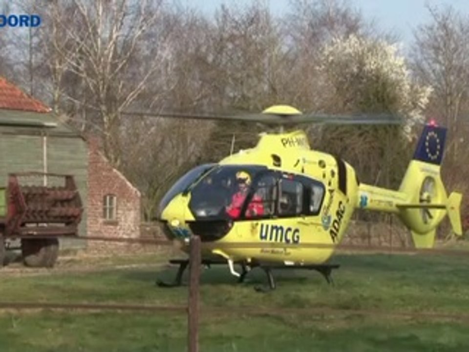 Man, vrouw en kind gewond bij ernstig ongeluk in Harkstede - RTV Noord