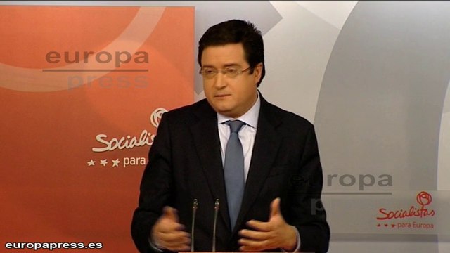PSOE cree que nadie pone la cara por Rajoy