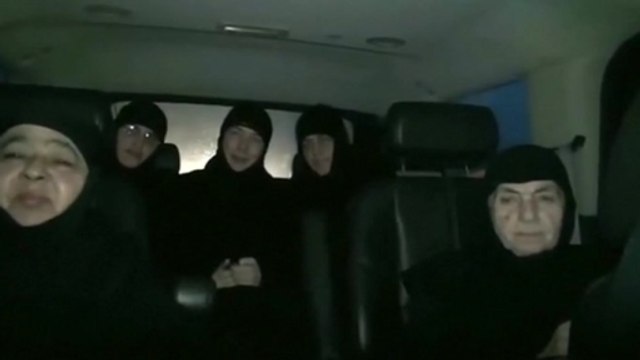 Nuns held by Syrian rebels arrive in Damascus