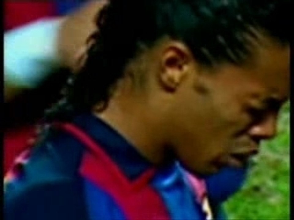ronaldinho vs celtic - 2003/2004