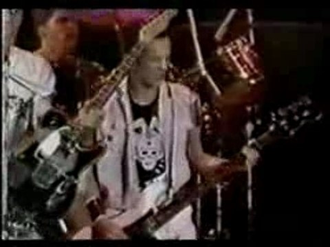 The Clash Guns of Brixton LIVE