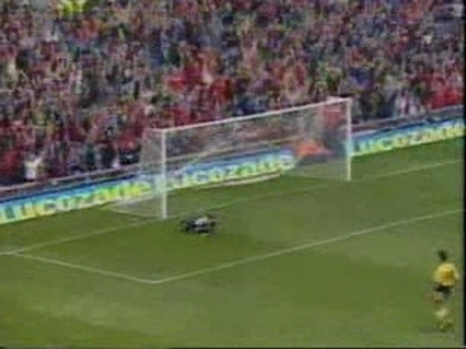 Eric Cantona - vs. Arsenal 1993