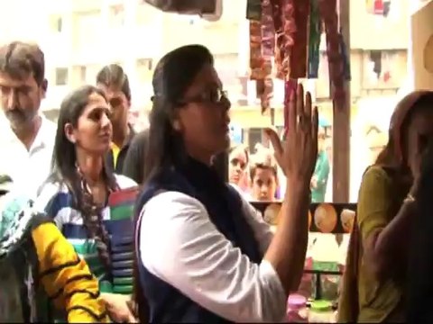 Rakhi Sawant’s political deed, distributes dustbin