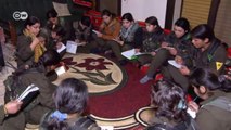 Syrien: Kurdischen Soldatinnen gegen Dschihadisten | Global 3000