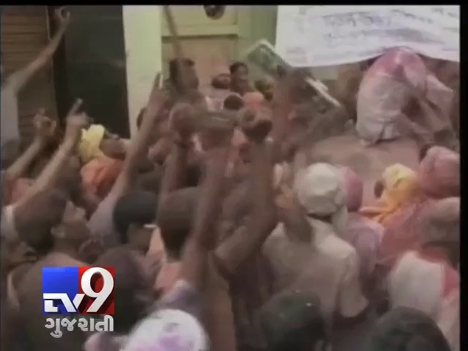 Lathmar festivities kick off Holi celebrations - Tv9 Gujarati