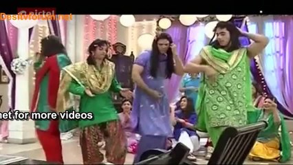 Raaj Ne Liya Ladki Ka Avataar – Aur Pyaar Ho Gaya