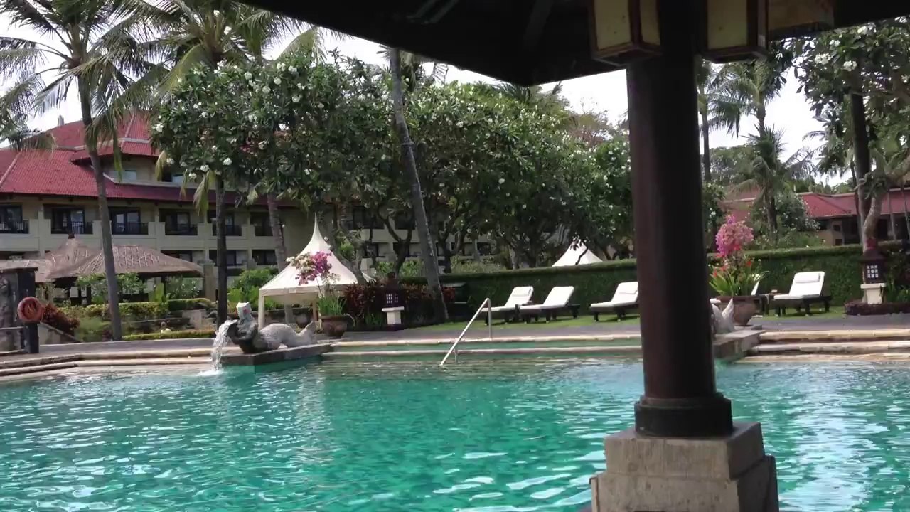 インターコンチネンタル・バリ・リゾート(ジンバラン）のメインプール！