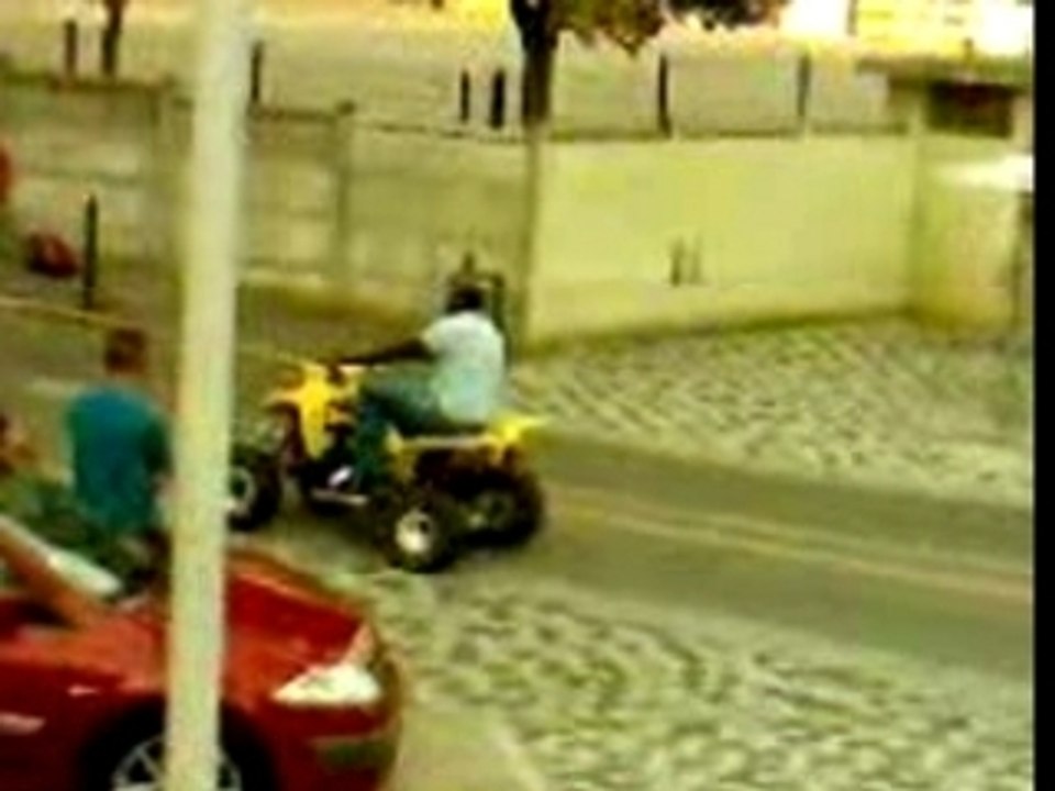 ,levé en quad