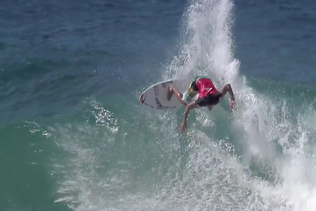 Gabriel Medina Tops Parkinson to Win Quiksilver Pro Gold Coast - Surf