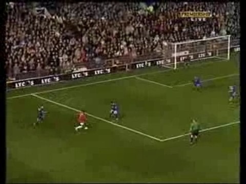 cristiano ronaldo goals and dribbles 4