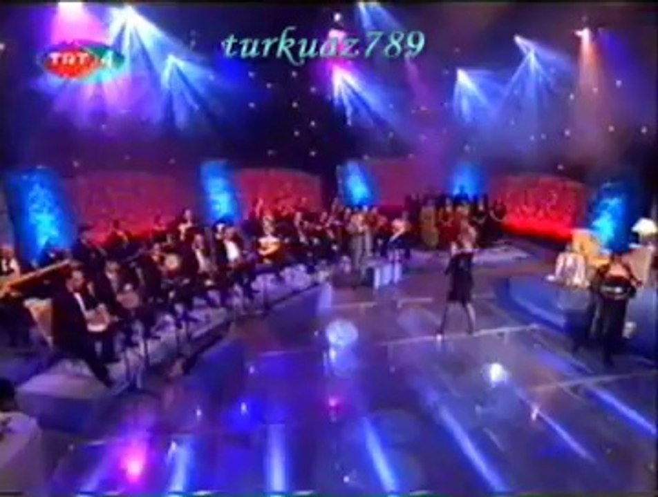 Hüner COŞKUNER-Bu Akşam Bütün Meyhânelerini Dolaştım İstanbul’un